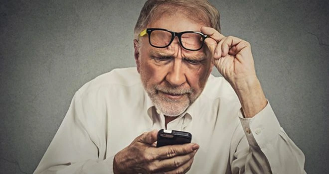 2050-ci ilə qədər dünyanın yarısı eynək taxacaq - Həkimdən xəbərdarlıq