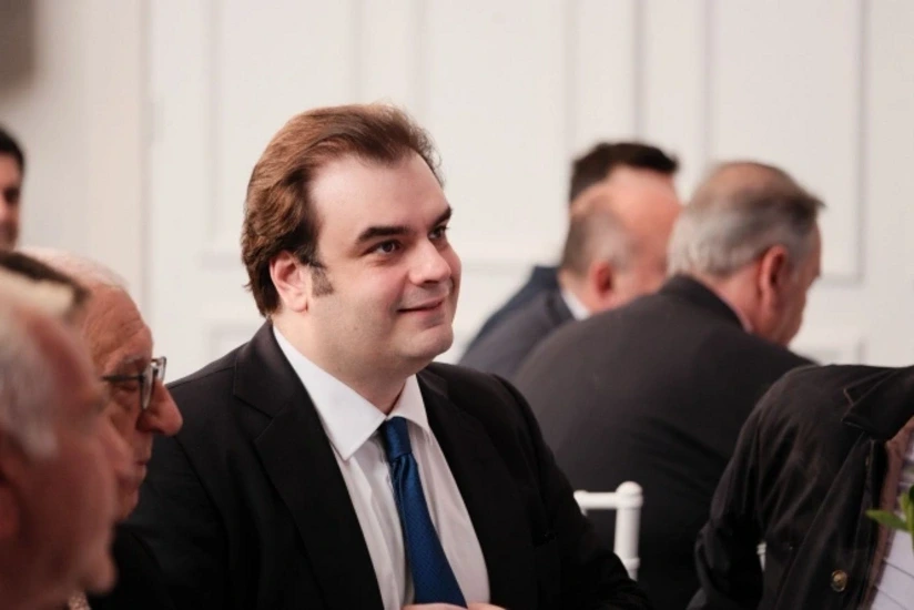 Yunanıstanlı nazir Avroqrupun sədri seçilib