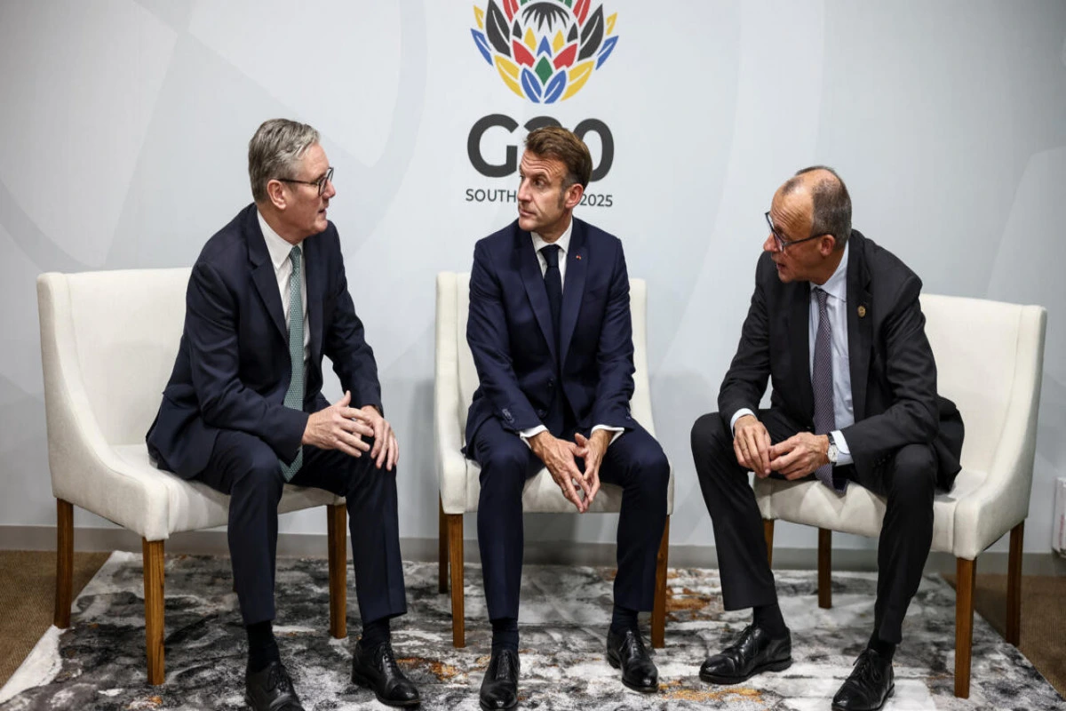 "Avropa üçlüyü" Tramp ilə Ukraynadakı vəziyyəti müzakirə edib