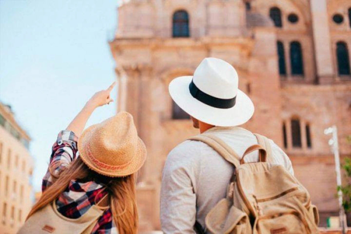 Azərbaycana turist gəlişi 2% azalıb