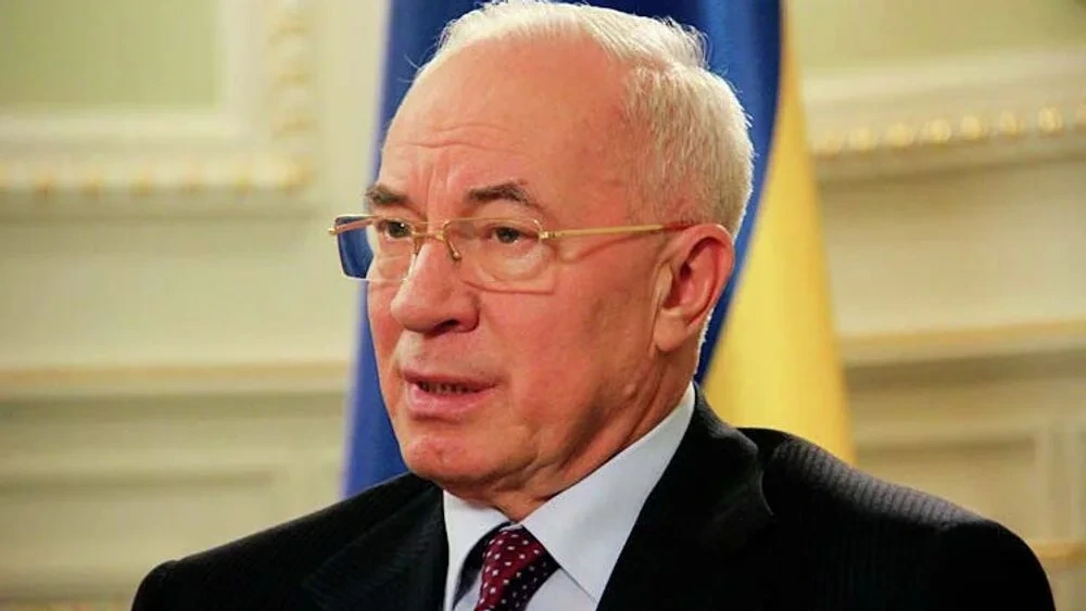 Azarov: Kiyev konfliktin bitməsini gecikdirir