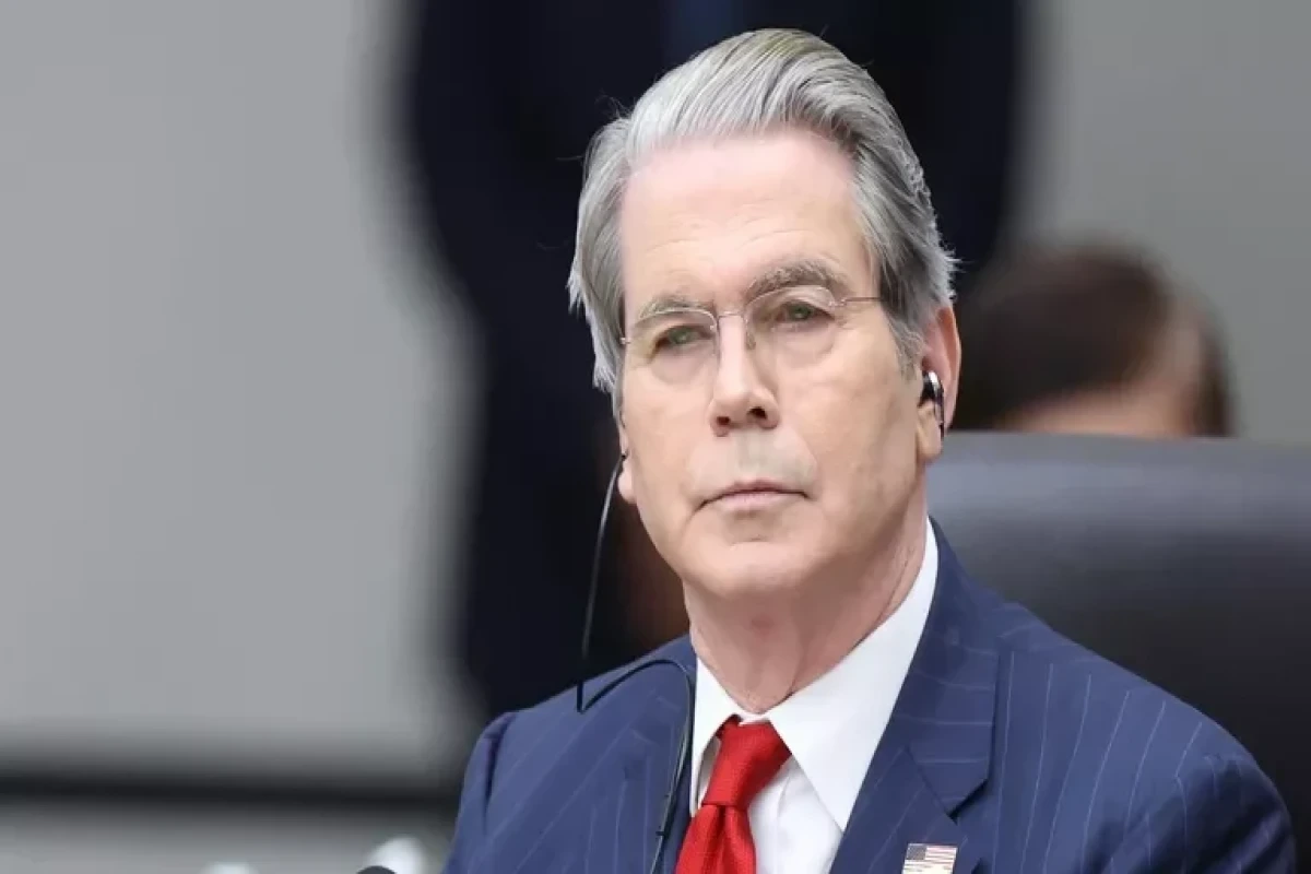 Bessent: ABŞ sanksiyaları Maduronu çətin vəziyyətə salıb