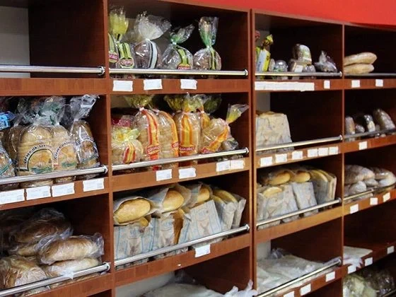 Marketlərdə "qara çörək" tələsi - Diqqət!