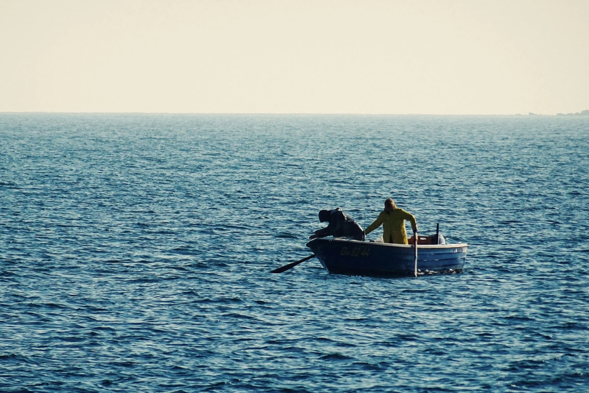 Astarada balıqçılar itkin düşüb