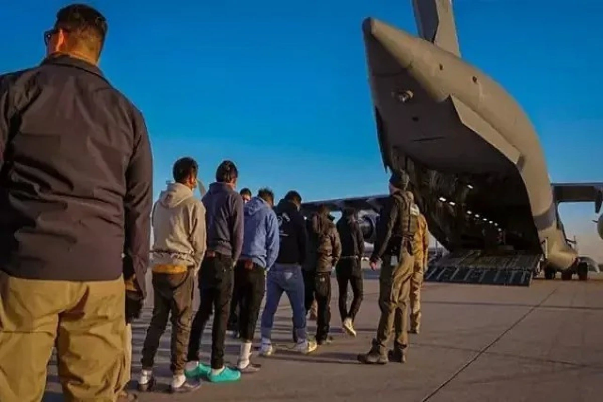 ABŞ ölkəni könüllü tərk edən miqrantlara 3000 dollar ödəyəcək