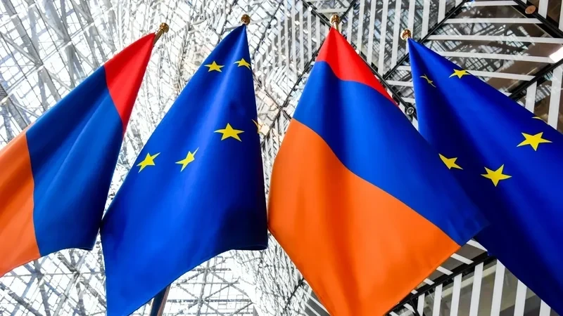 Deputat: Avropa Ermənistana 15 milyon avro səpdi