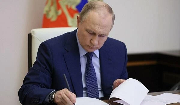 Putin dərhal tələb etdi: İqtisadi struktur dəyişdirilsin!