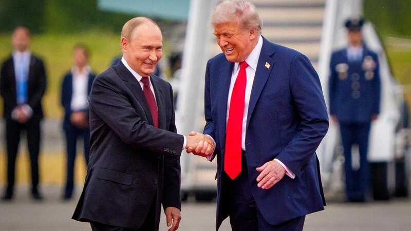 Tramp Putin ilə danışdığını açıqladı