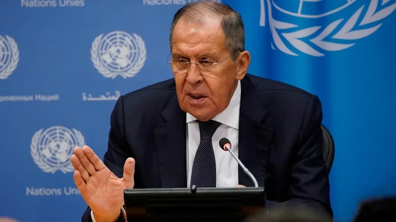 Lavrov: Rusiya Suriyada heç kimi yarı yolda qoymayıb