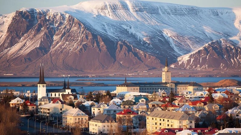 Trampın adını çəkdiyi ölkə təşvişdə: Təcili Avropa İttifaqına üzv olmaq istəyirlər