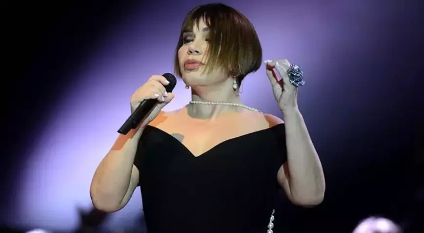 Sezen Aksu baytar həkimlə eşq yaşayır? - AÇIQLAMA GƏLDİ