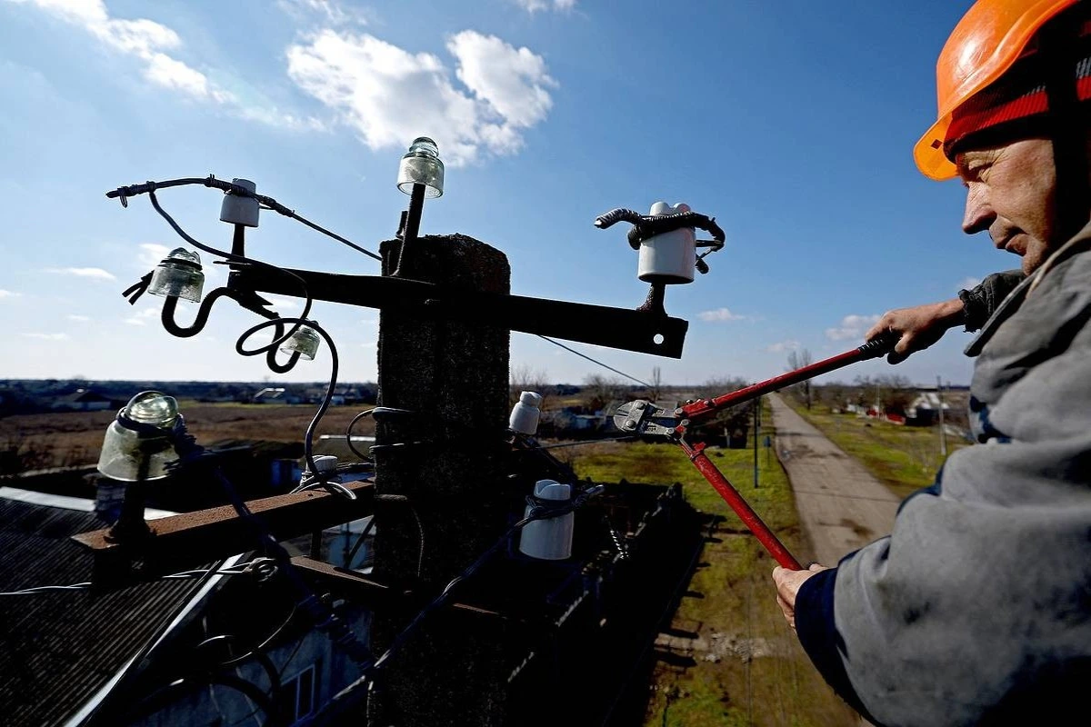 Slovakiya Ukraynaya elektrik enerjisinin verilməsini dayandırıb