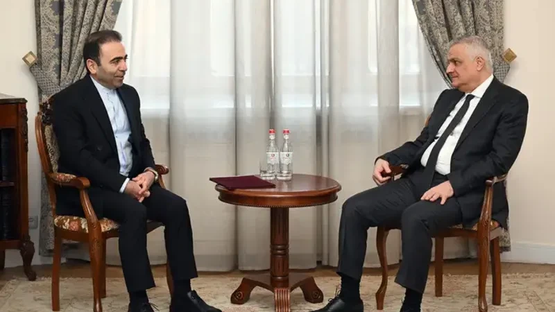 Ermənistan və İran regional əməkdaşlığı müzakirə etdi