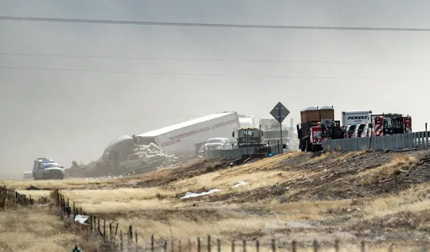 ABŞ-də qum fırtınası: 4 ölü, 29 yaralı