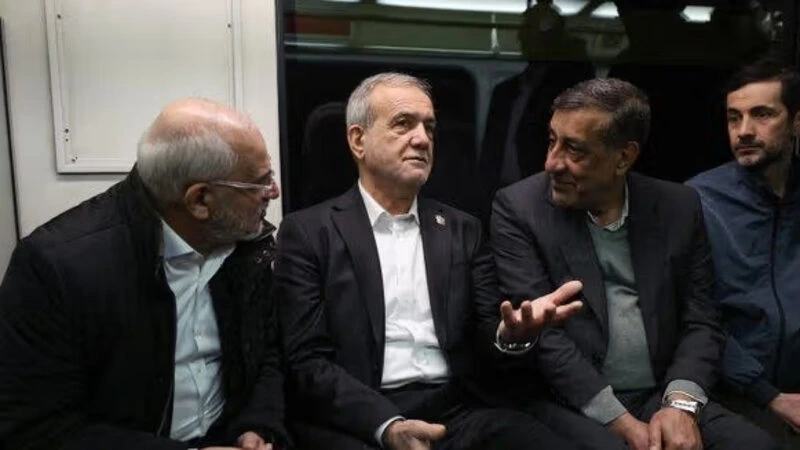 Pezeşkian aylıq 1000 dollar maaş alır - Özü açıqladı