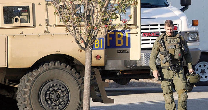 FTB Trampın Floridadakı evində axtarış aparan ən azı altı agenti işdən çıxarıb