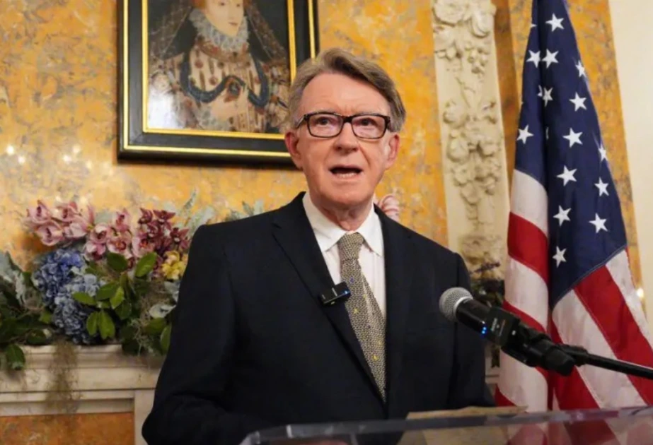 Britaniyanın ABŞ-dəki keçmiş səfiri saxlanılıb