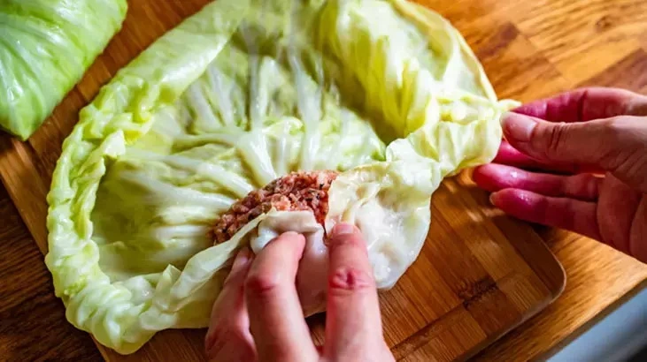 Qışın sevimli yeməyi üçün qızıl qayda: Kələmi seçərkən diqqət edin!