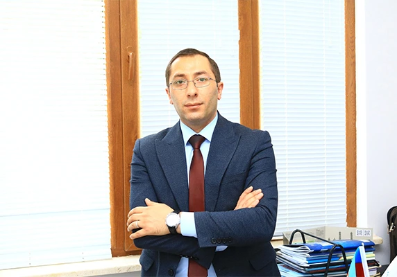 Ekspert: Şagirdlərlə keçirilən sorğu-sualın konkret məqsədi olmalıdır