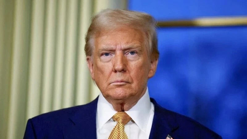 Tramp: Ukrayna münaqişəsinin davamı dəlilikdir