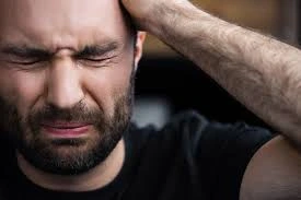 Qazaxıstanda üç kişidən biri uşağının atası deyil