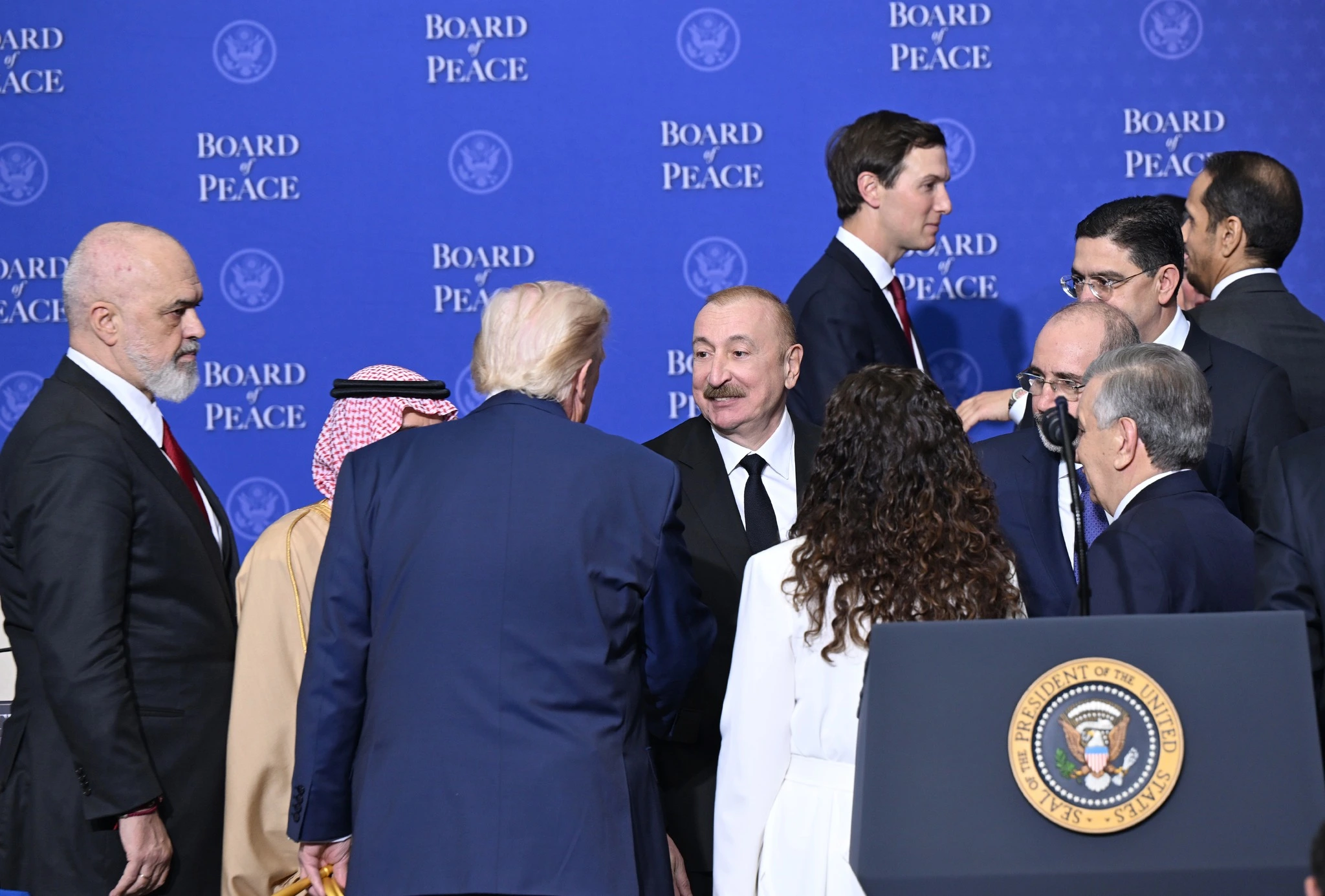 Tramp da vurğuladı: Azərbaycanın sülh modeli dünyaya örnək olur