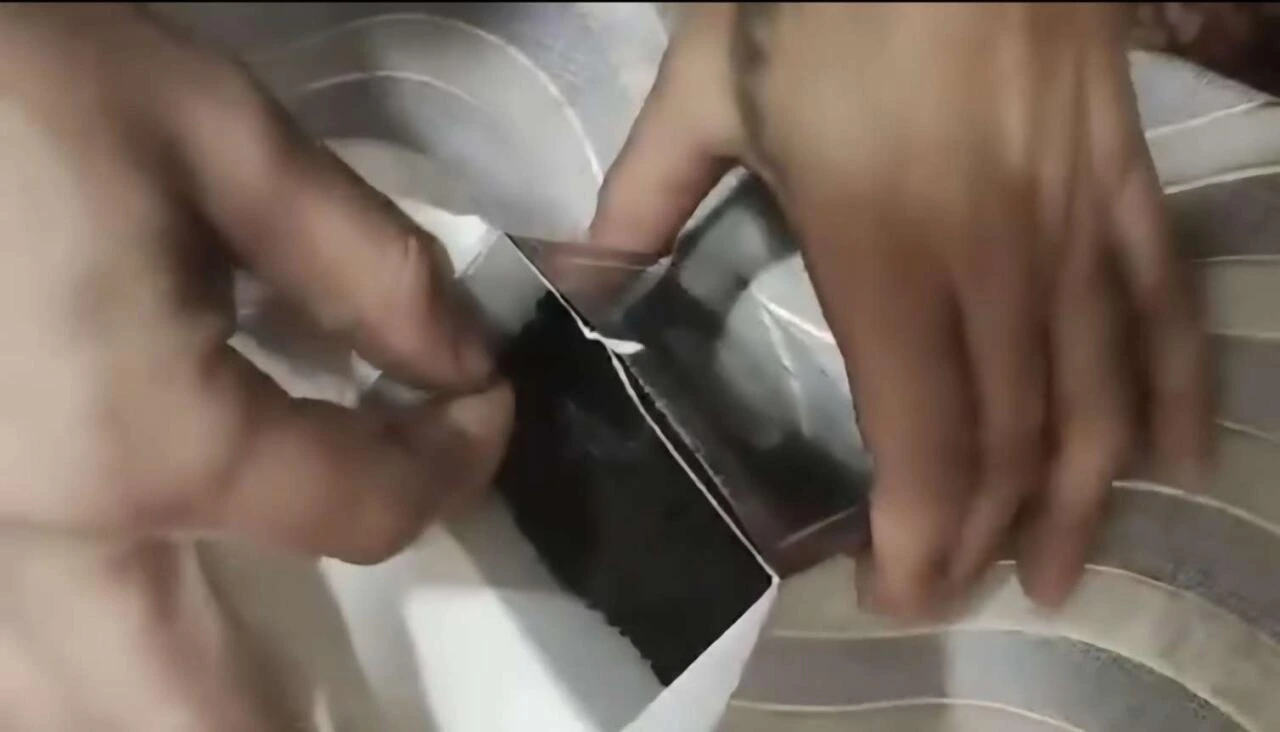 “Beta” çay paketindən yad cisim çıxdı