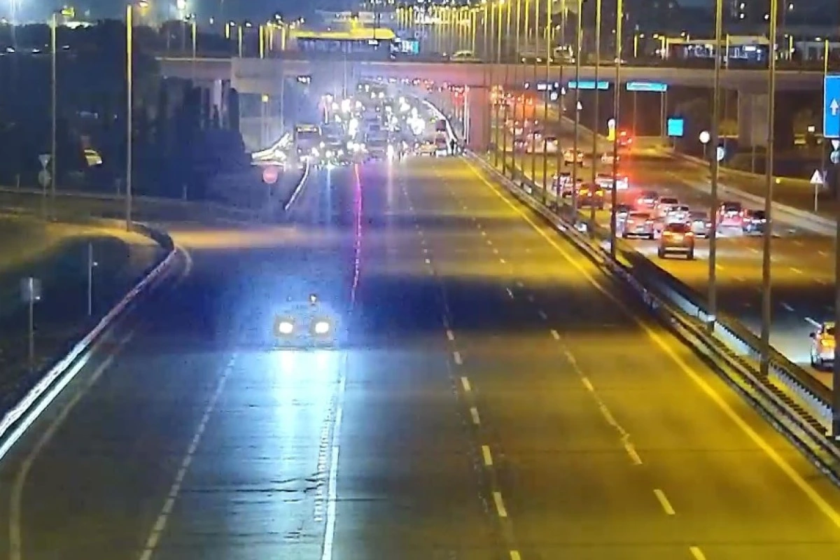 Aeroport şosesində nəqliyyatın hərəkətinə məhdudiyyət tətbiq edilib