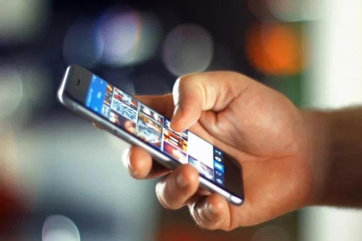 Tarixin ən uğursuz 13 smartfonu - Siyahıda keçənilki iPhone da var