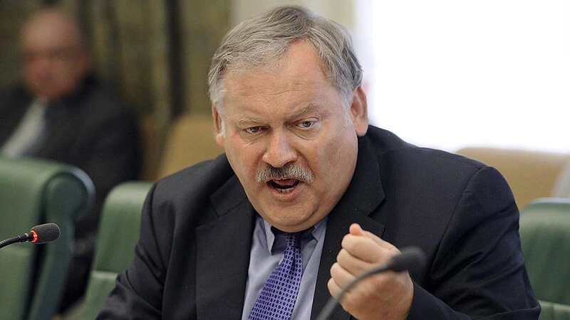 Zatulin Ermənistana qəzəbləndi: Bu, Rusiyaya hücumdur