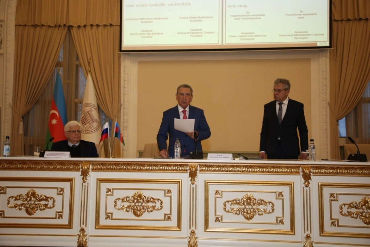 Ramiz Mehdiyevin Rusiyaya zəng edərək danışdığı qadının kimliyi məlum olub - XƏBƏR