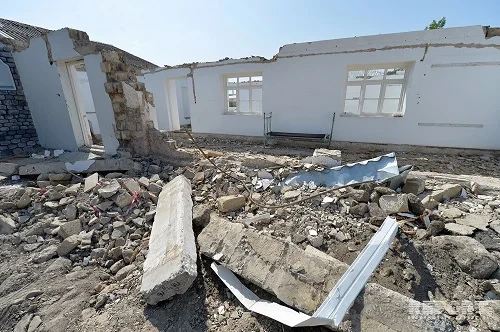 Bu ərazidə evlər söküləcək: Sürət qatarı keçəcək - FOTO