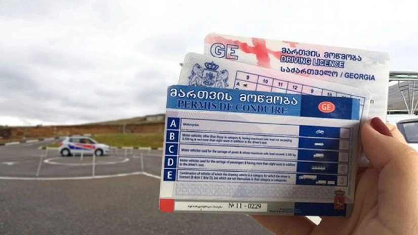 Gürcüstanda sürücülük vəsiqəsi alan Azərbaycan vətəndaşlarının sayı artıb