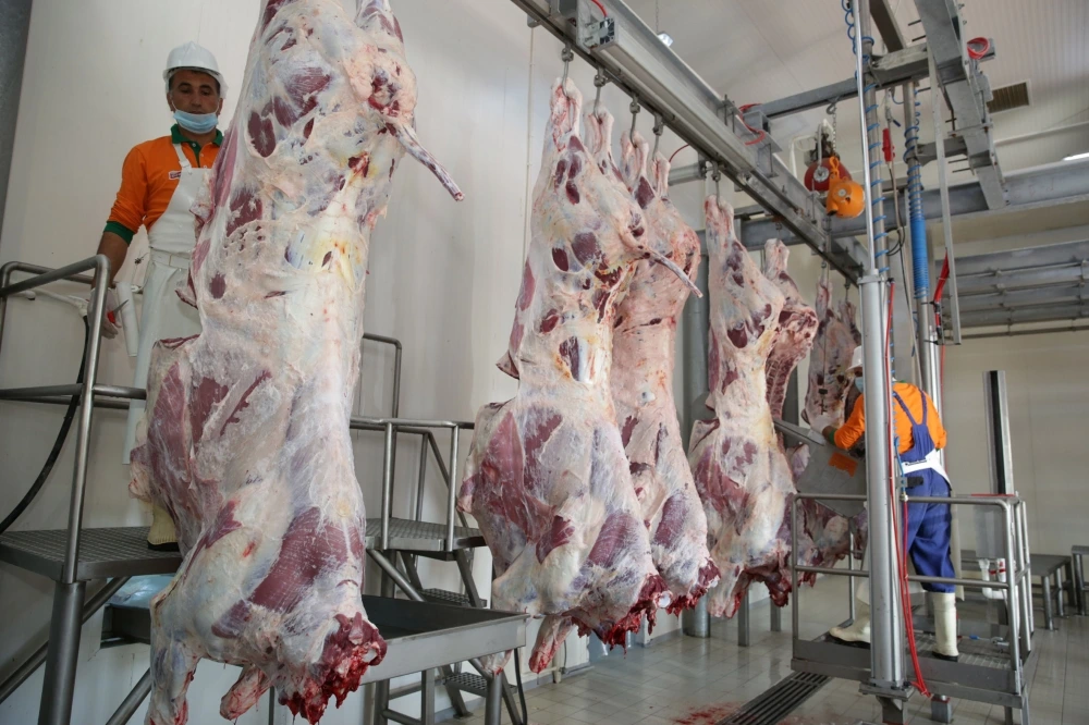 Ekspert proqnozu: Effektiv siyasət olmasa, ət istehsalı və qiymət problemləri dərinləşəcək