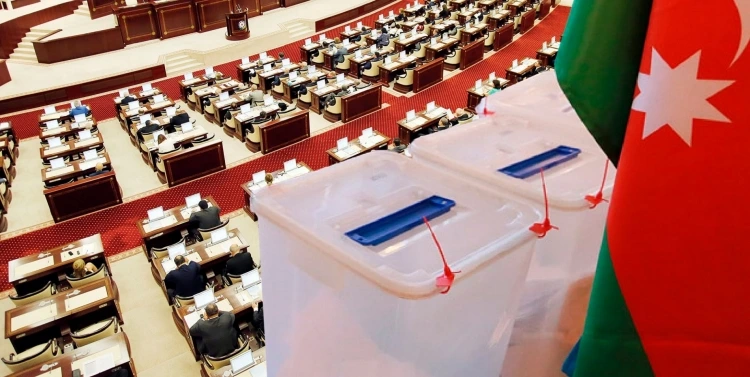 Azərbaycanda ideyalar yox, şəxslər yarışır - ŞƏRH