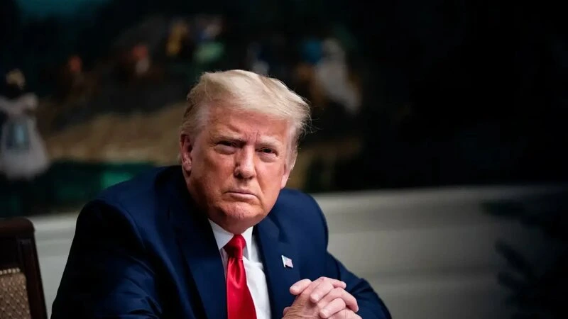 Trampın iqamətgahına girməyə cəhd edən şəxs 21 yaşlı amerikalı olub