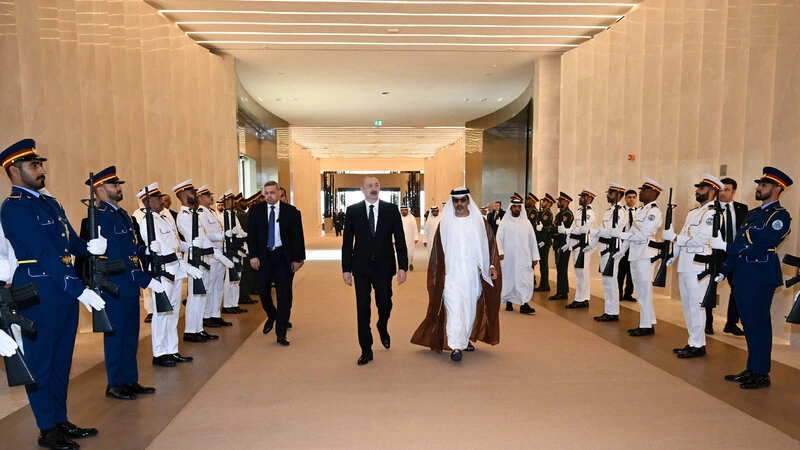 İlham Əliyevin Birləşmiş Ərəb Əmirliklərinə səfəri başa çatdı