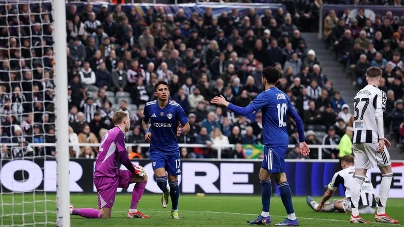 “Qarabağ” “Nyukasl”la oyunda ikinci qolunu vurdu