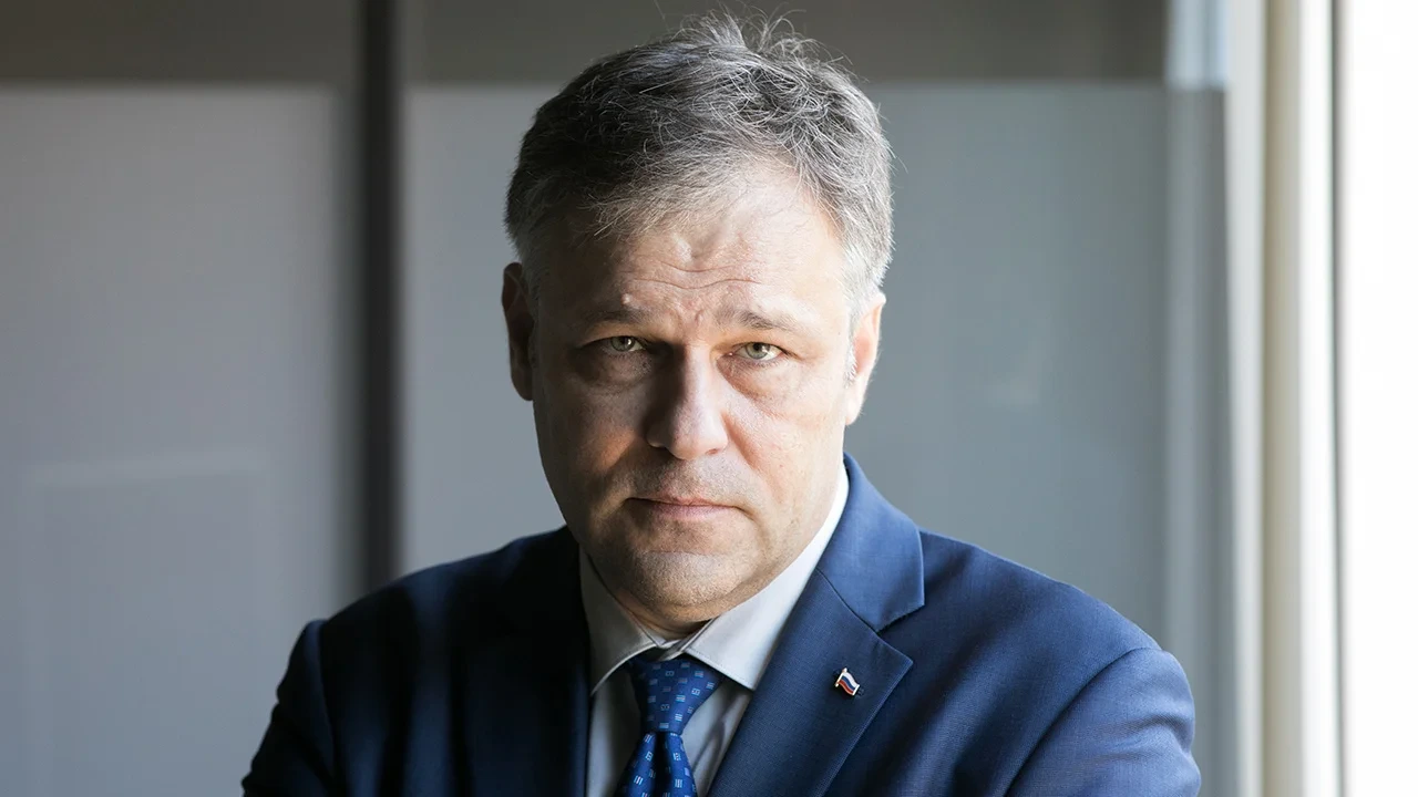 Miroşnik: Ukrayna 2014-dən sonra özünü məhvetmə yoluna qədəm qoyub