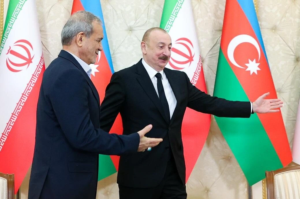 “İran ətrafında müharibə realdır” - Bakını narahat edən zəngin pərdəarxası