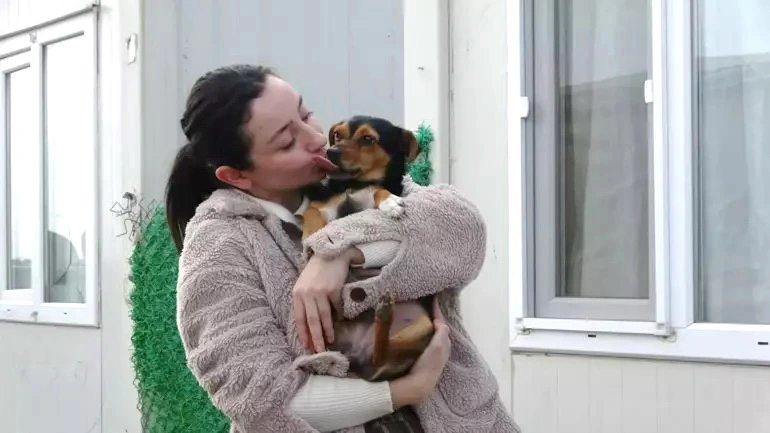 “Boncuk” adlı iti ilə milyonların sevgisini qazanıb