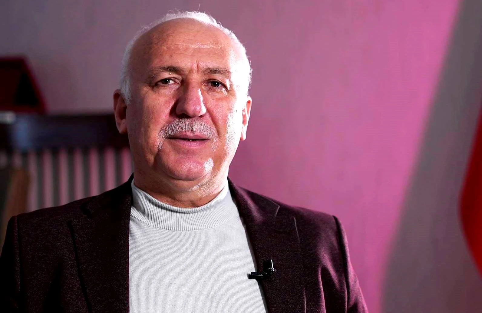 Ermənistanda seçicilərin 61%-i heç kimə etibar etmir&nbsp;- Hasan Oktay