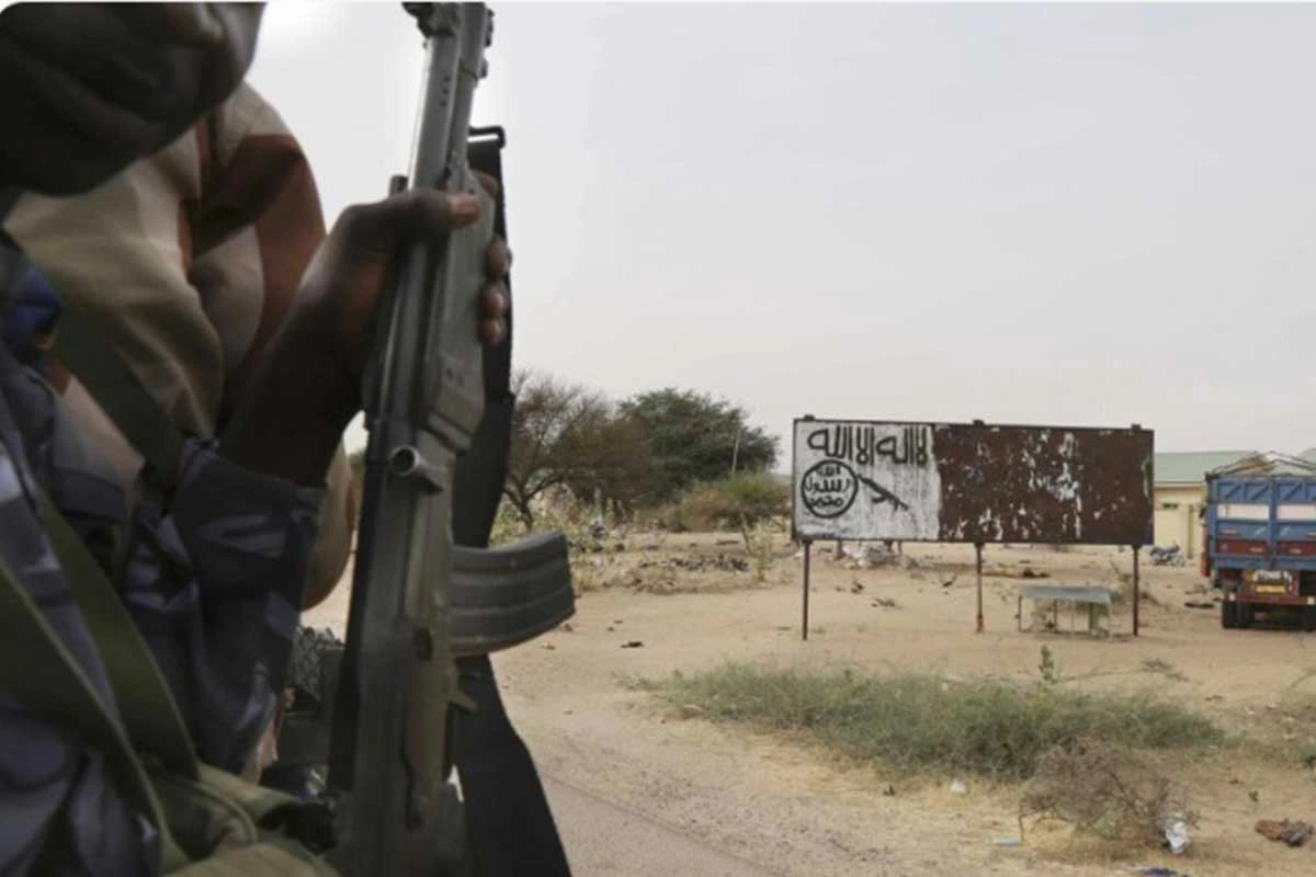 Nigeriyada terrorçular 32 mülki şəxsi qətlə yetiriblər