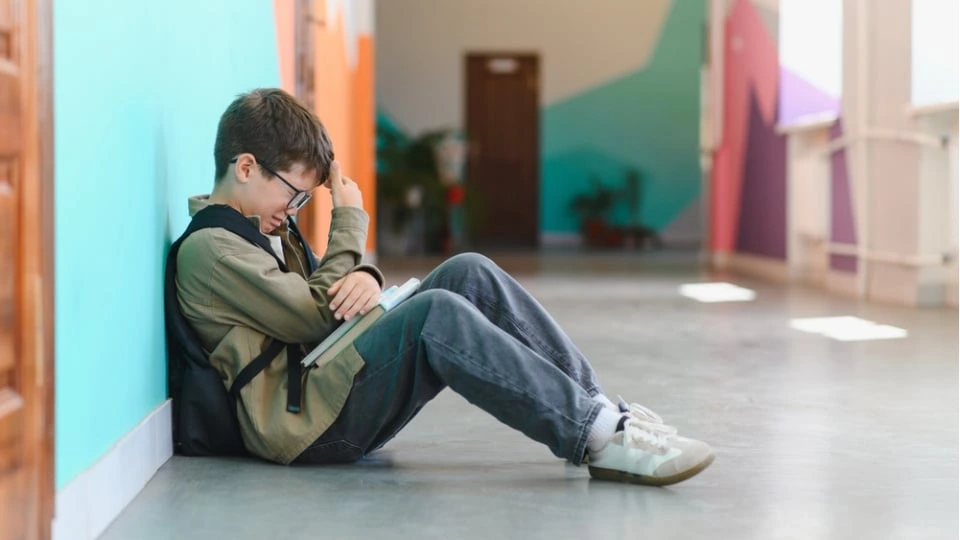 Eyniyaşlı zorakılığın 7 önəmli əlaməti! - Türkiyəli psixiatrdan tövsiyələr