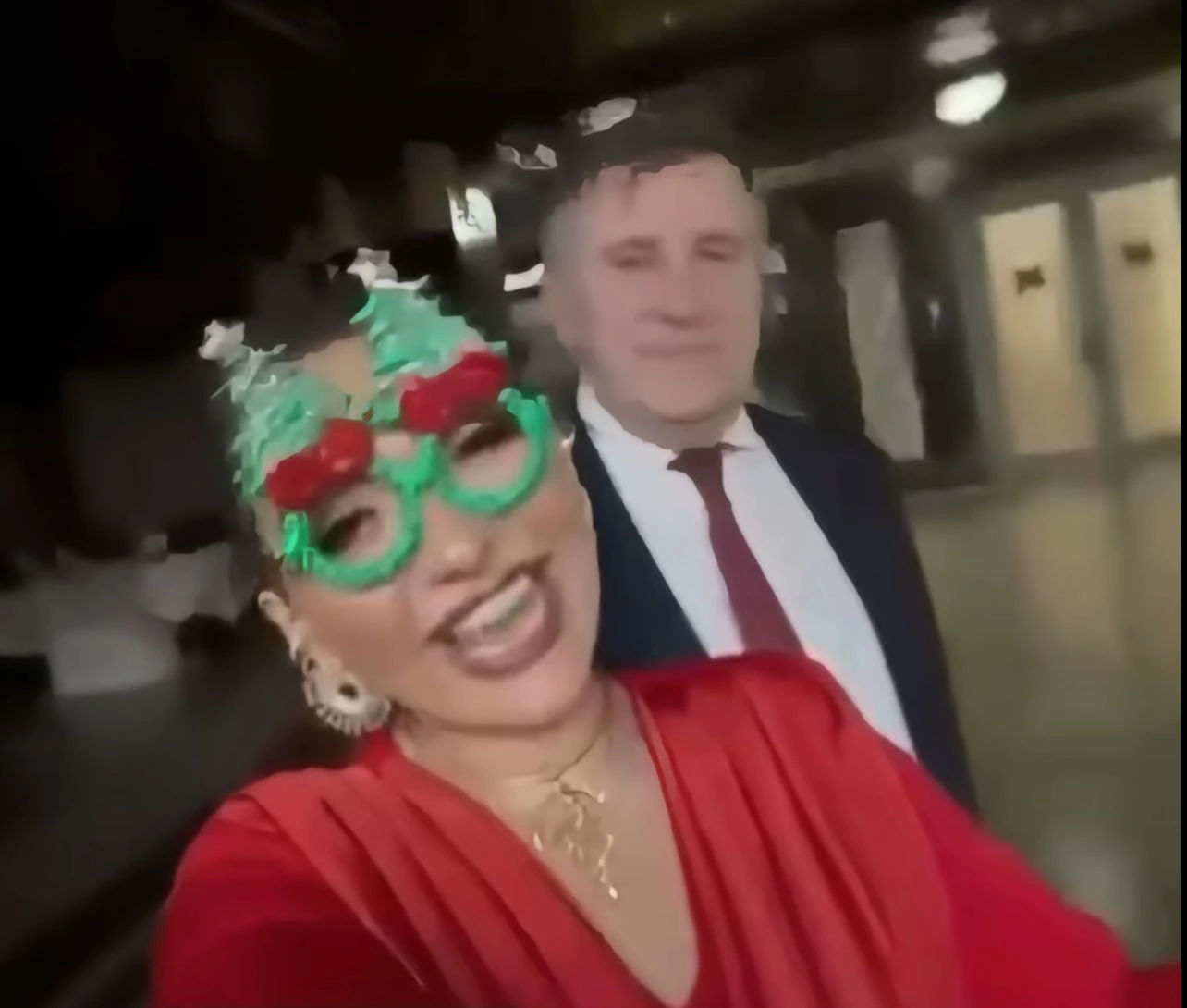 Azərbaycanda 67 yaşlı general özünə toy etdi – FOTO