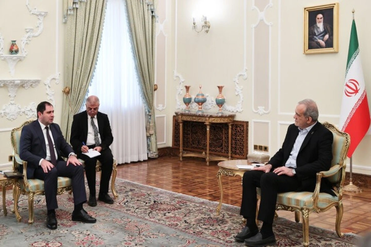 Pezeşkian: Azərbaycanla Ermənistan arasında sülh regional təhlükəsizliyi möhkəmləndirəcək