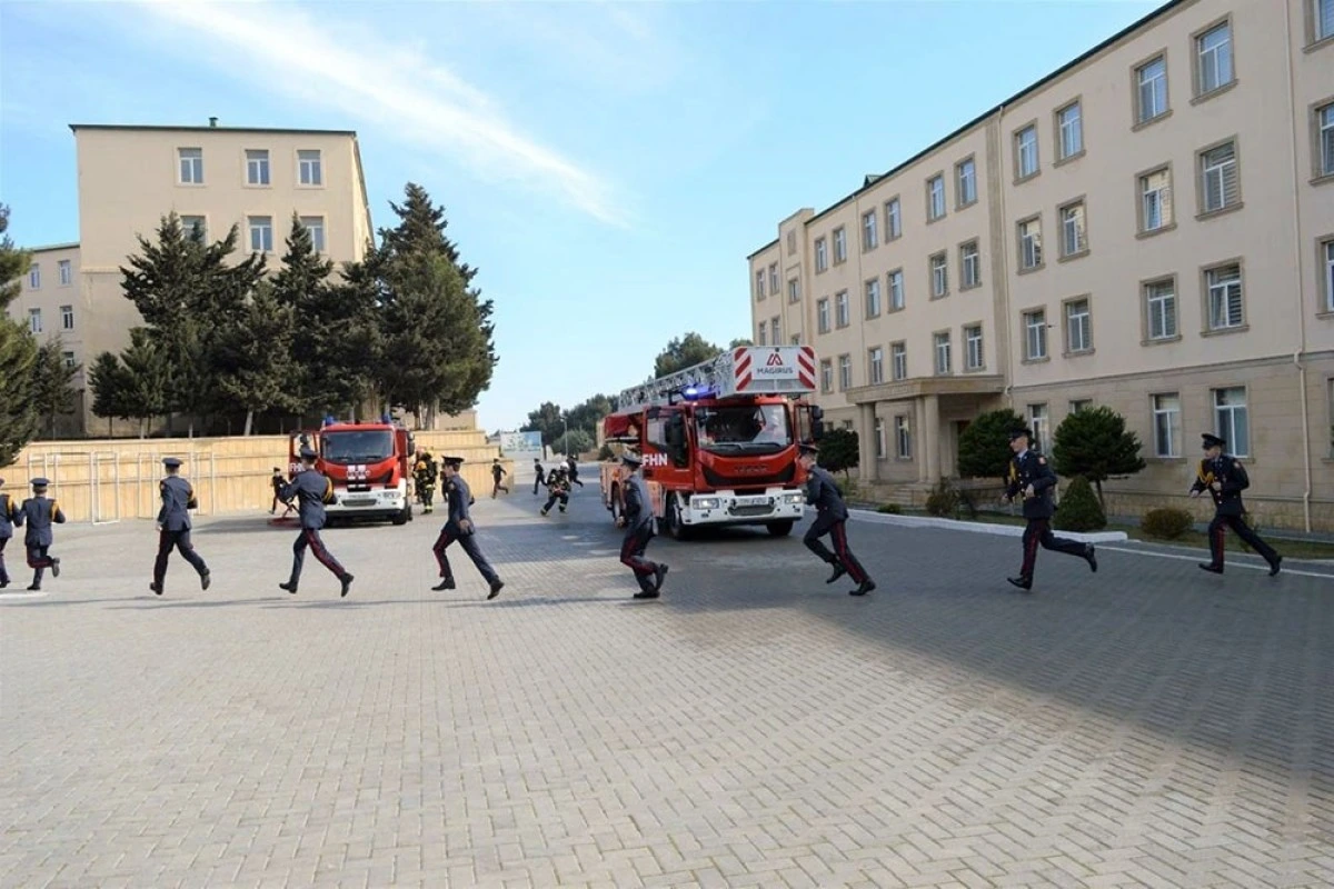 FHN Hərbi Liseydə təlim keçirib