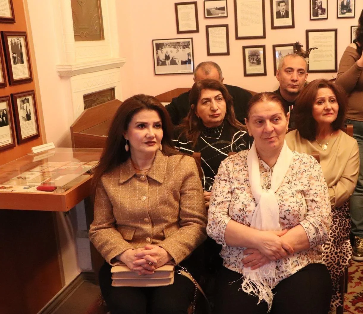 Türkçü, turançı ADAM: Alimlər Yusif Ziya Talıbzadənin işığına toplaşdı -FOTOLAR