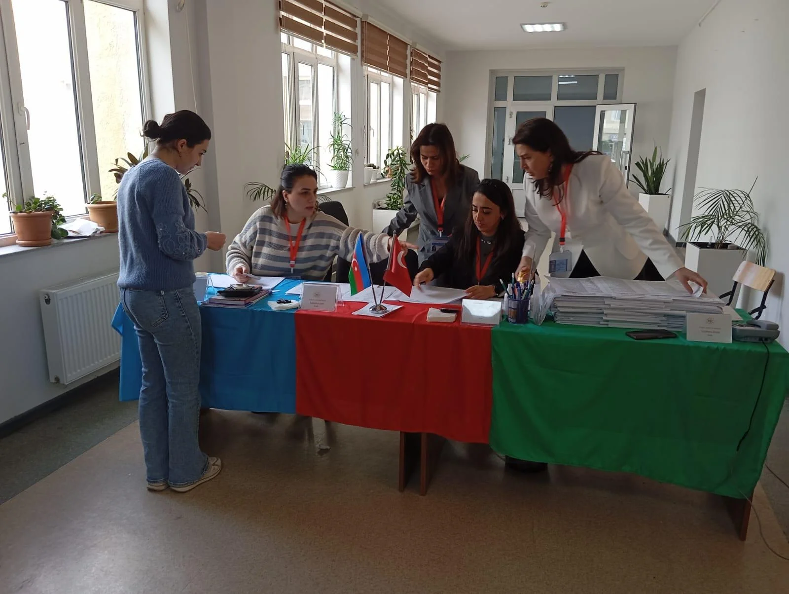 Bələdiyyə seçkiləri "Şərq"in gözündə -FOTOLAR