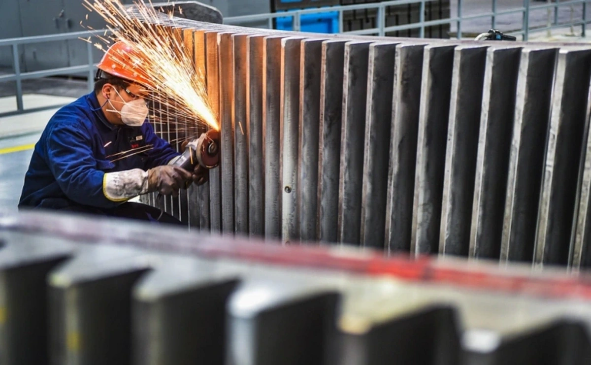 Çinin "Bir Kəmər, Bir Yol" investisiyaları rekord həddə çatıb